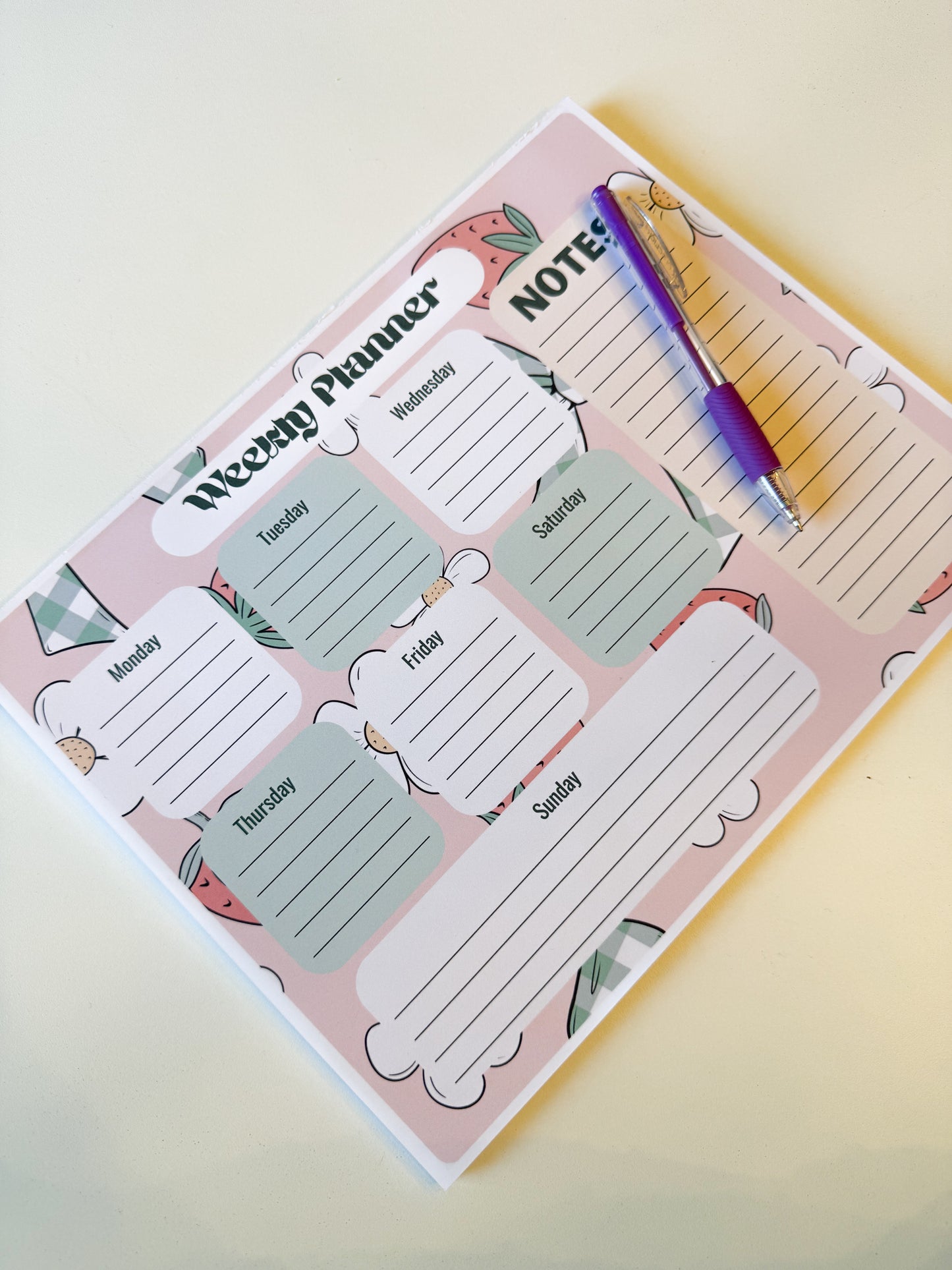Weekly Planner- Strawberry Daisy