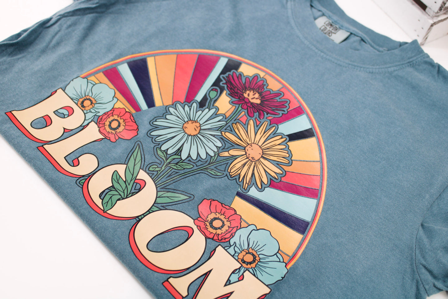 BLOOM TSHIRT